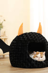 The Little Devil Halloween Pet Bed - Tiktokpetshop